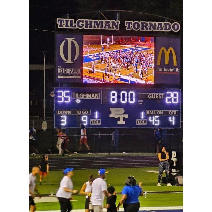 Varsity Scoreboards Outdoor LED Video Display Boards (17'x9')