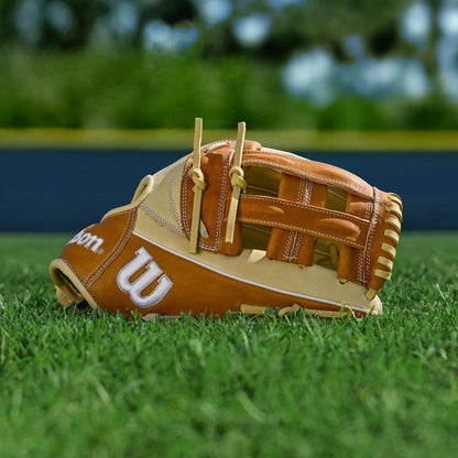 Wilson A1000 1750 12.5" Baseball Glove