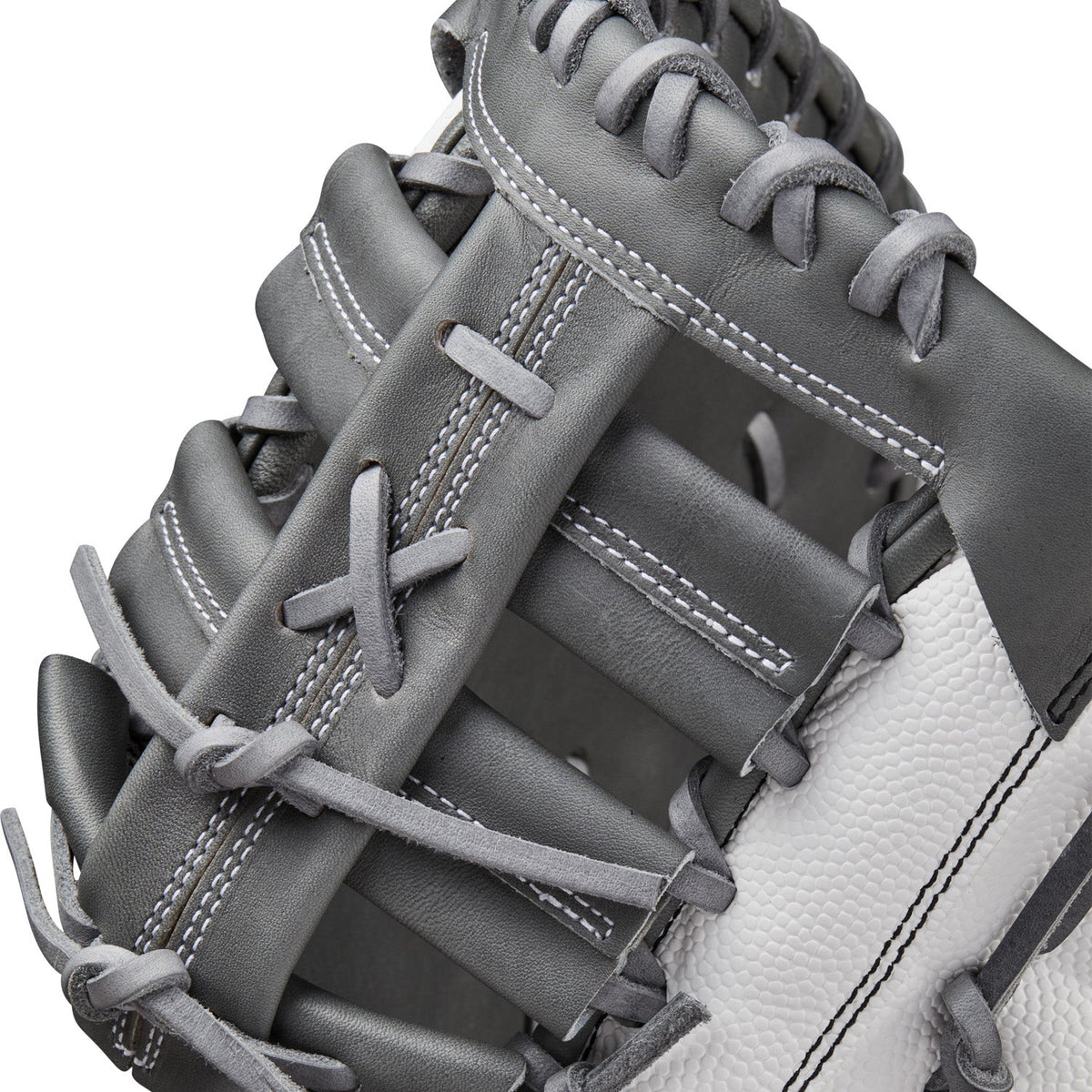 Wilson A2000 Classic 1620FP 12.5" Firstbase Softball Glove