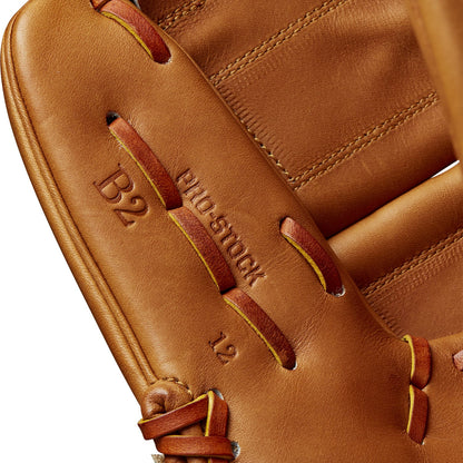 Wilson A2000 Classic B2 12" Baseball Glove