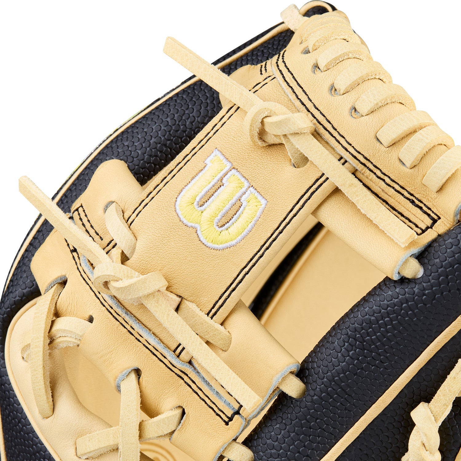 Wilson 2026  A2000 Classic DP15 w/SS 11.5'' Baseball Glove