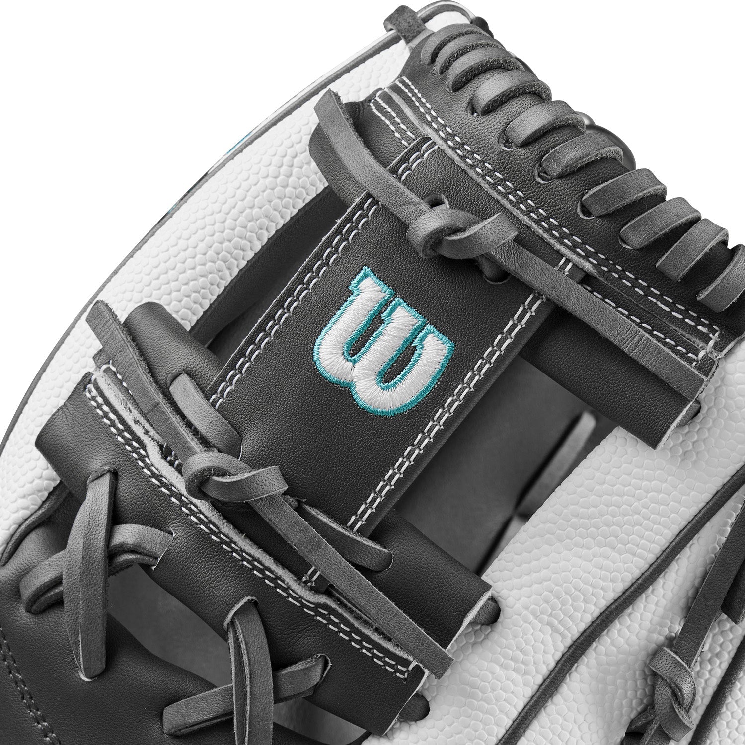 Wilson A2000 Classic H75 11.75" Fastpitch Glove