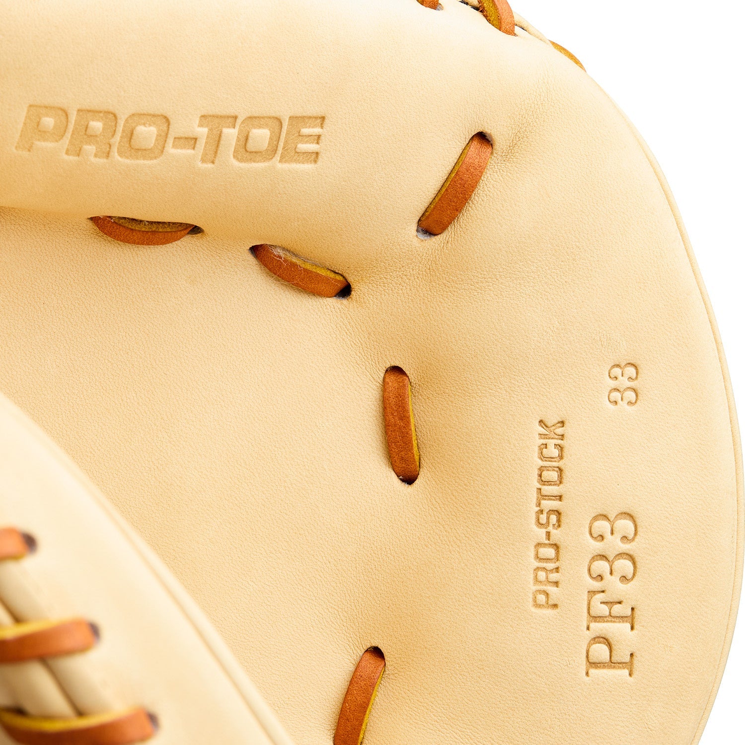 Wilson 2026 A2000 Classic  PF33 33'' Catcher's Baseball Glove