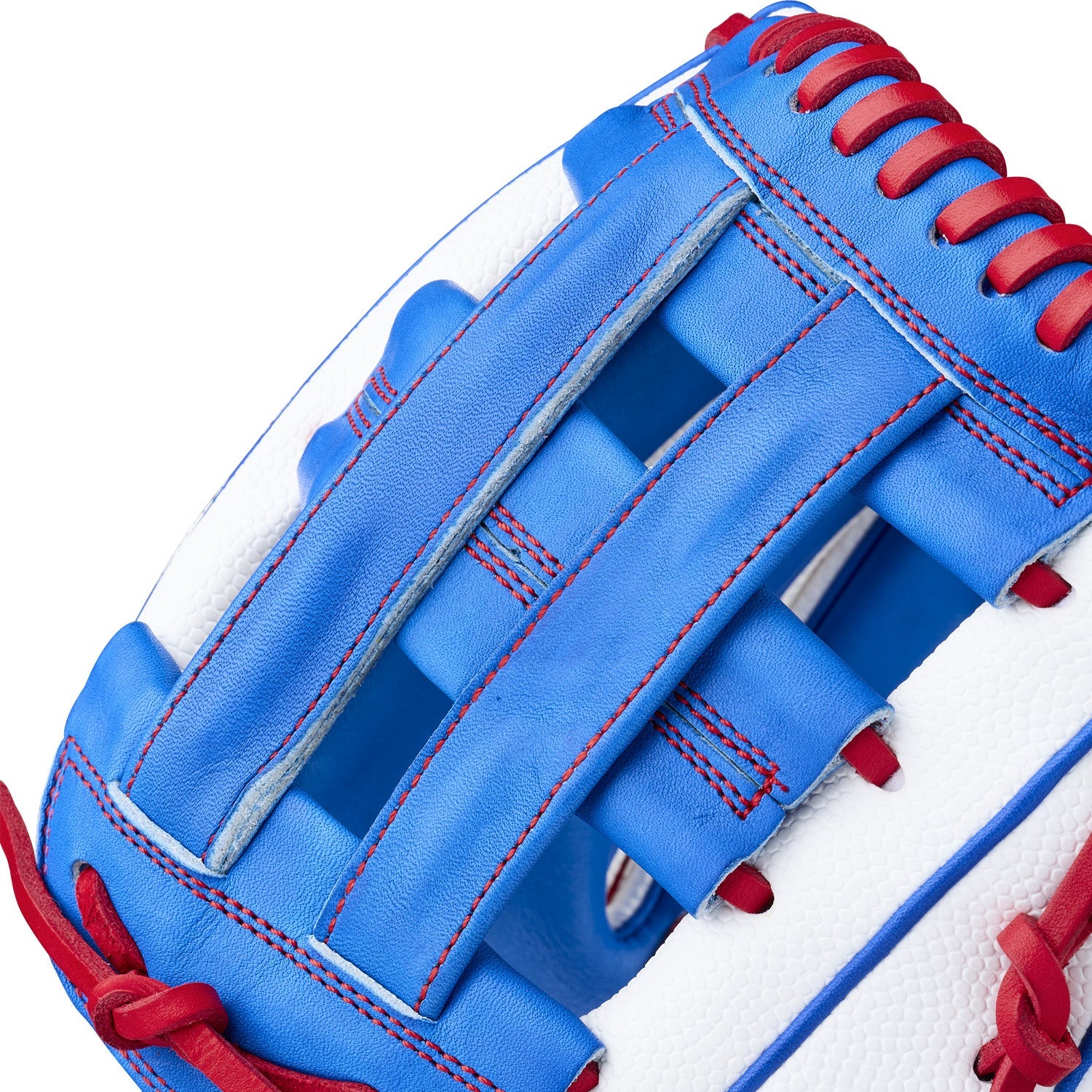 Wilson A2000 FP1712SS 12" Softball Glove 2026