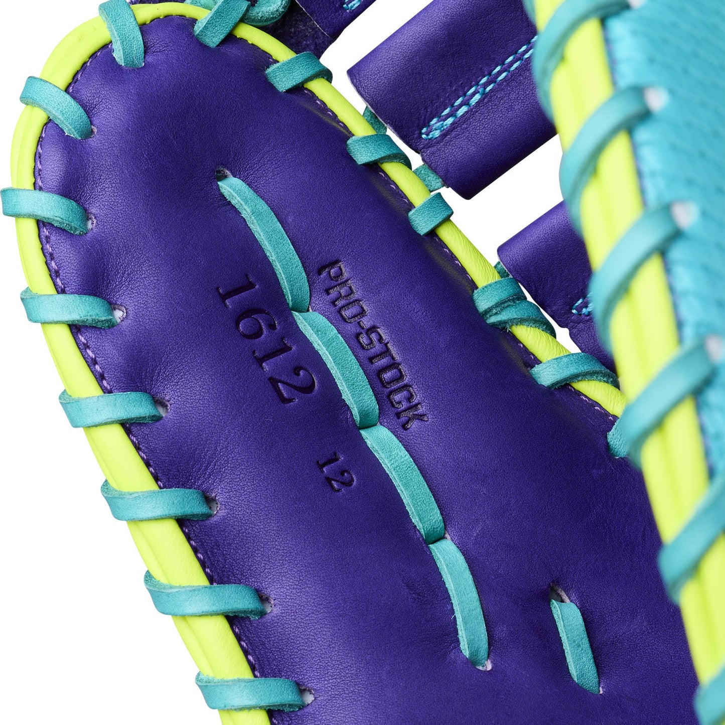 Wilson 2026 Spring A2000 1612SS 12'' Firstbase Baseball Glove