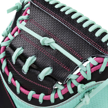 Wilson 2026 Spring A2000 M23SS 33.5'' Catcher's Baseball Glove