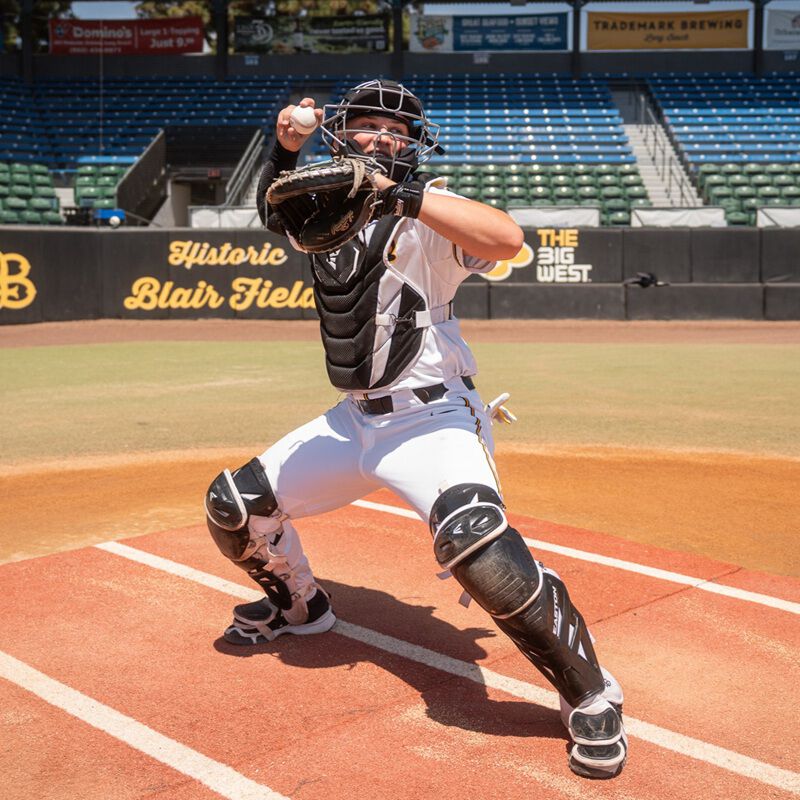 Easton Youth Mav X Baseball Catchers Kit